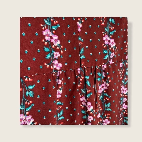 Floral Blouse Flutter Sleeve - Picture 2 of 10